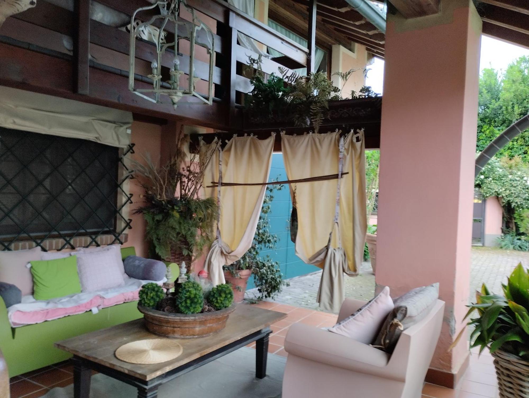 Bed and Breakfast Il Cortiletto Quartiano Экстерьер фото